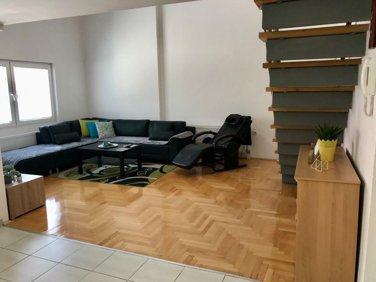 Regina'S Apartments Скопье Экстерьер фото