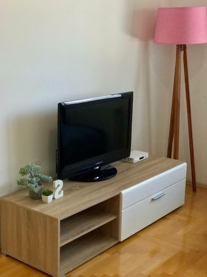 Regina'S Apartments Скопье Экстерьер фото